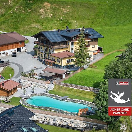 Eibinghof Bed & Breakfast & Swim Saalbach-Hinterglemm Exterior foto