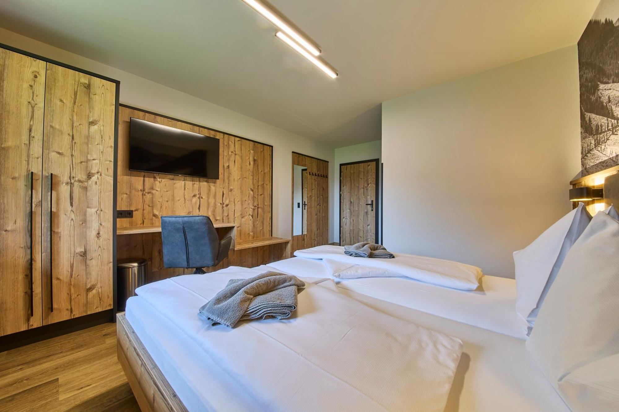 Eibinghof Bed & Breakfast & Swim Saalbach-Hinterglemm Exterior foto