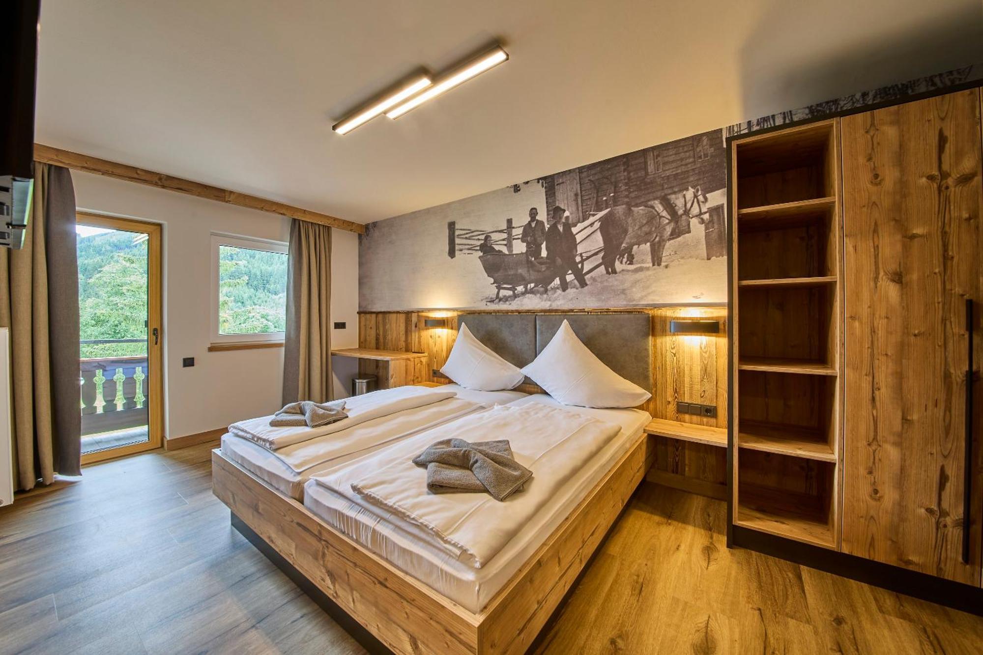 Eibinghof Bed & Breakfast & Swim Saalbach-Hinterglemm Exterior foto