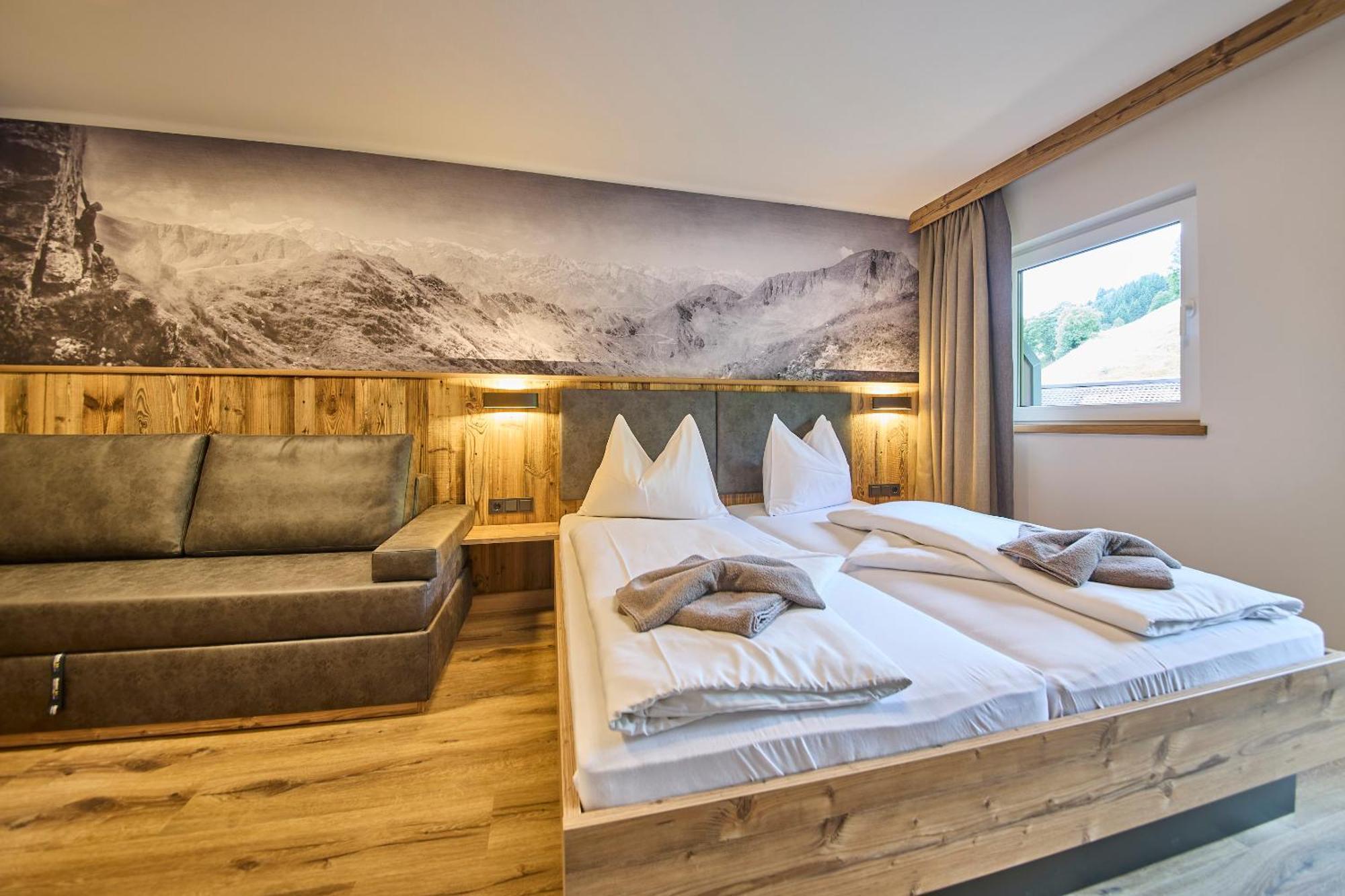 Eibinghof Bed & Breakfast & Swim Saalbach-Hinterglemm Exterior foto