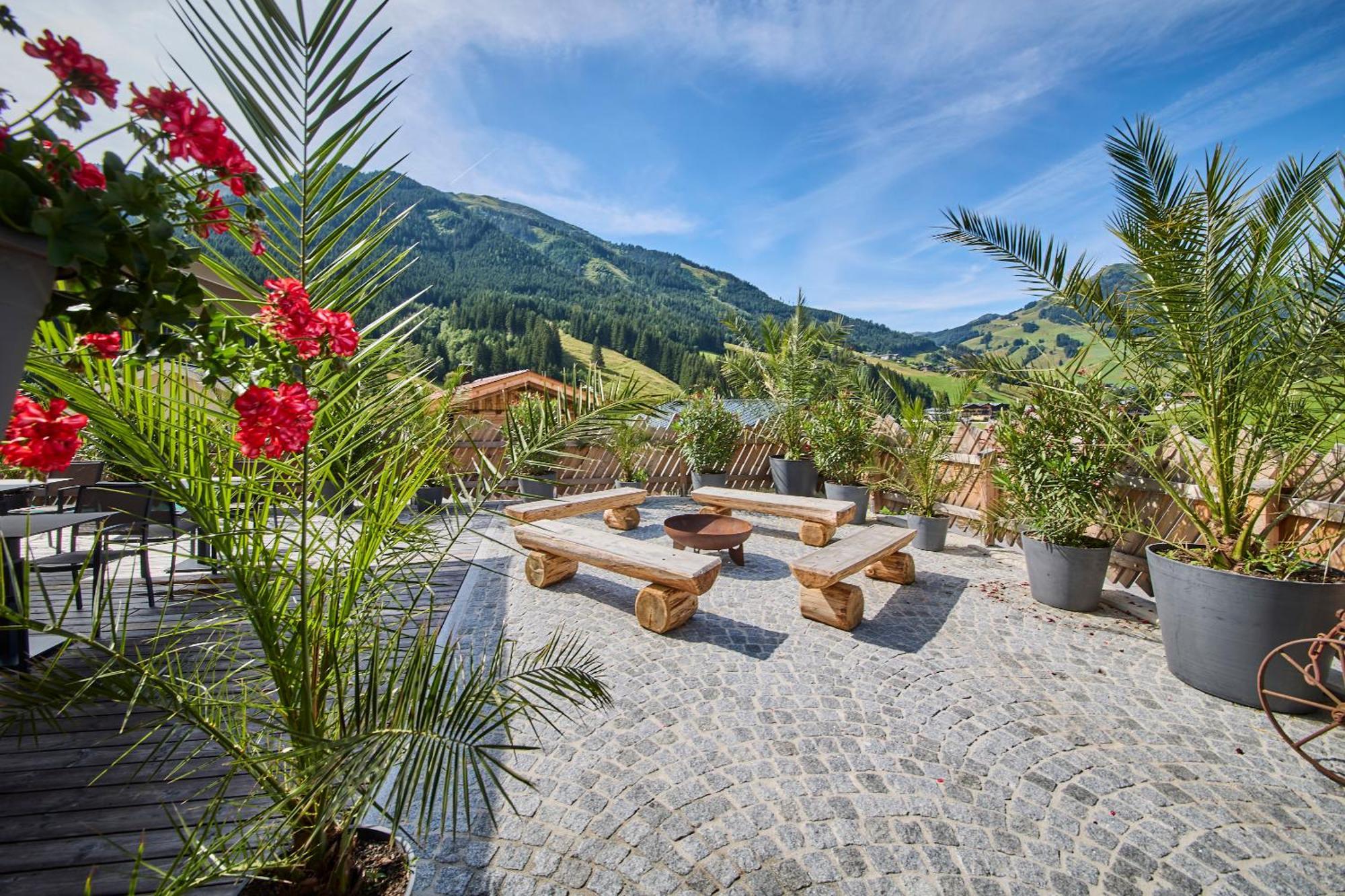 Eibinghof Bed & Breakfast & Swim Saalbach-Hinterglemm Exterior foto